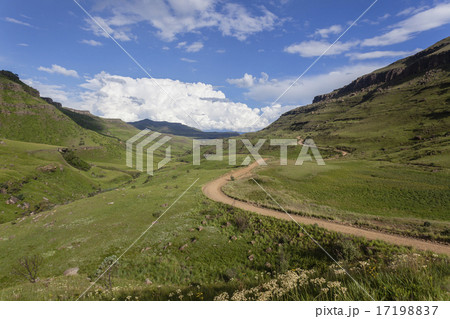 Mountain Dirt Road Pass Mountain Dirt Road Pass 17198837