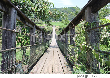 原尻の滝、吊り橋 17200082