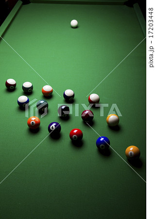 Pool balls, vivid colors, natural tone 17203448