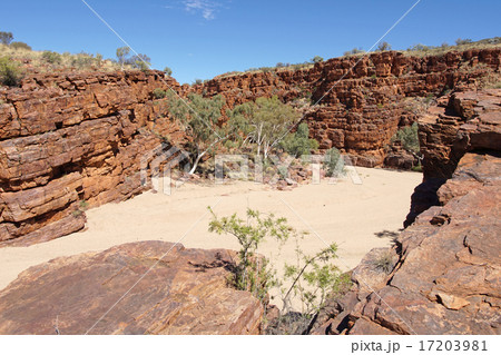 East MacDonnell Ranges, Australia 17203981