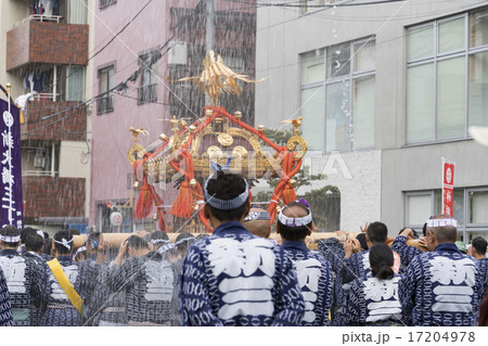 水掛け祭り 17204978