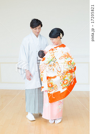 Hatsumiyamairi　1 month old 17205821