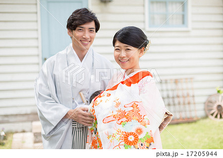 Hatsumiyamairi　1 month old 17205944