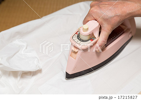 アイロンがけ 17215827