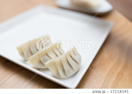 餃子作り 餃子作り 17218345