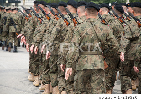 soldiers during the drill on the square soldiers during the drill on the square 17219920