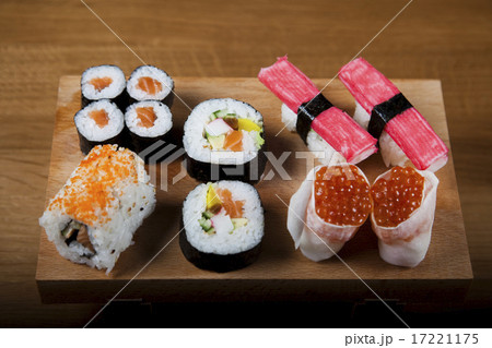 Japanese mix sushi, oriental cuisine Japanese mix sushi, oriental cuisine 17221175