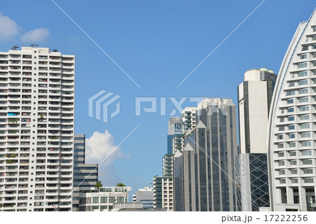 タイ・バンコク都心アソークの高層ビル群 タイ・バンコク都心アソークの高層ビル群 17222256