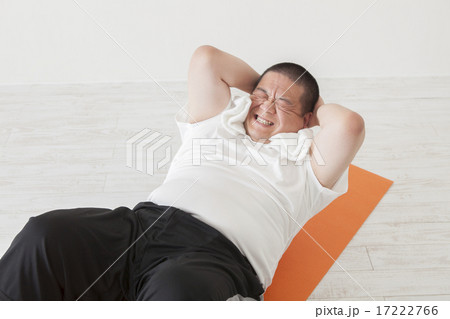 中年男性のダイエット 17222766
