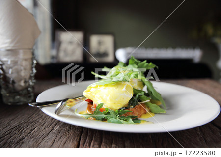 egg benedict 17223580