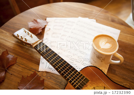 [PHO187] Books & Music_093 17232390