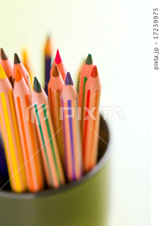 colour pencils colour pencils 17239975