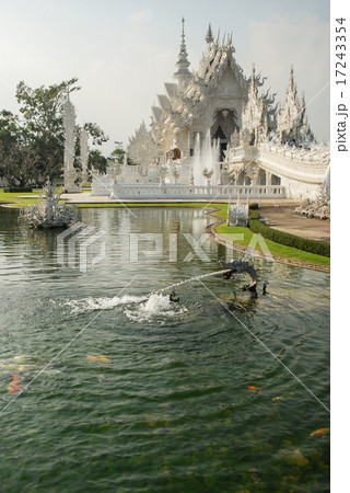 White temple, Chiang Rai, Thailand  17243354