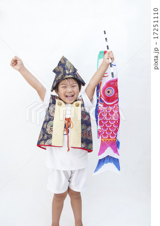 端午の節句の子供 17251110