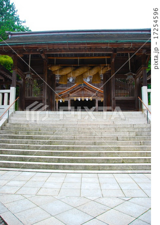 美保神社の門(島根県松江市美保関町) 美保神社の門(島根県松江市美保関町) 17254596