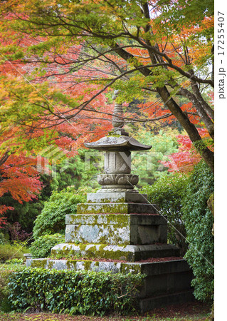 芳徳禅寺石塔 17255407