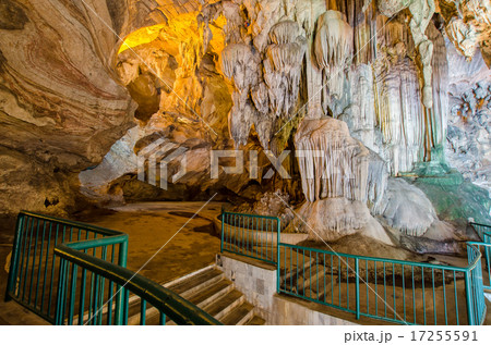 Kek Lok Tong located at Gunung Rapat,Ipoh 17255591