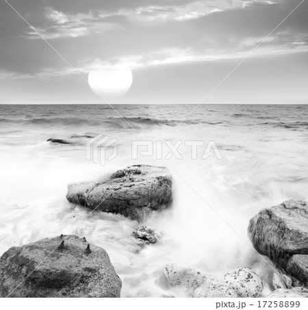 seascape 17258899