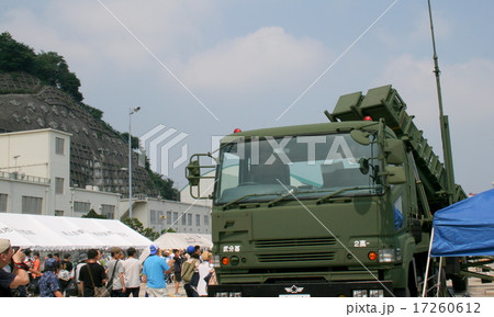 最新鋭パトリオット発射機の展示 最新鋭パトリオット発射機の展示 17260612