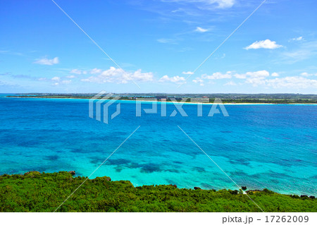 宮古島　来間島から見た与那覇前浜ビーチ 17262009