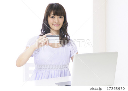 若い女性 若い女性 17263970