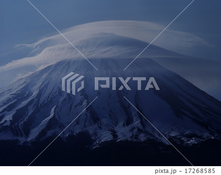 鳴沢村の富士 17268585