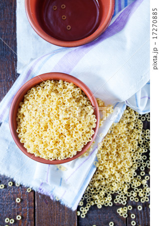 raw pasta 17270885