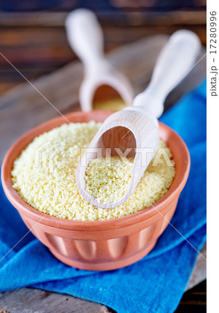 cous-cous cous-cous 17280996