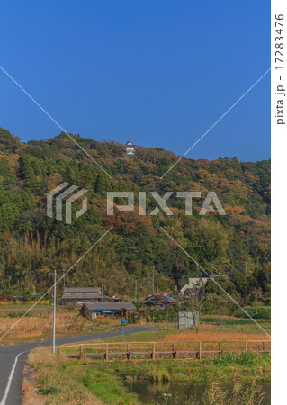 秋の久留里城の復興天守 17283476