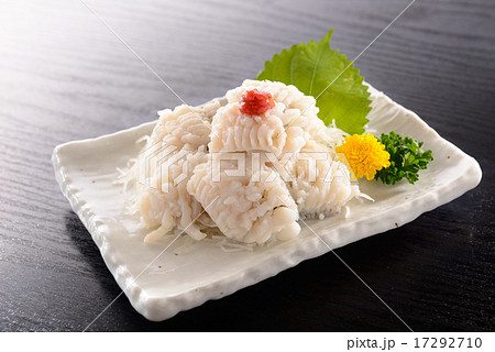 鱧の湯引き 17292710