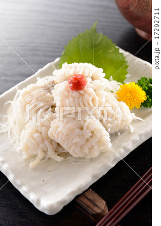 鱧の湯引き 17292711