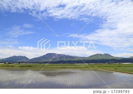 阿蘇の風景 夏 横 阿蘇の風景 夏 横 17299793