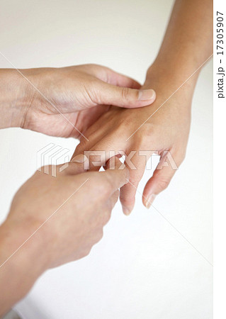 マッサージ 17305907