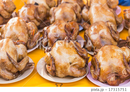 boiled chicken 17315751
