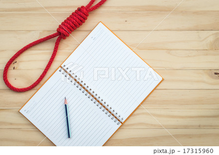 Rope with knotted and paper note 17315960