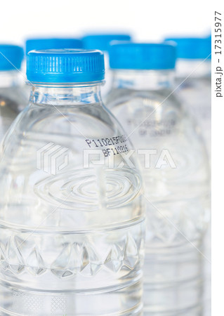 Drinking water bottle with expiration date 17315977