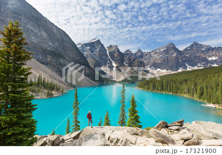 Moraine lake 17321900