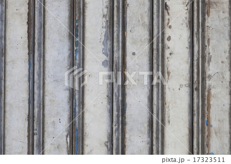 Wall of door aluminum. 17323511