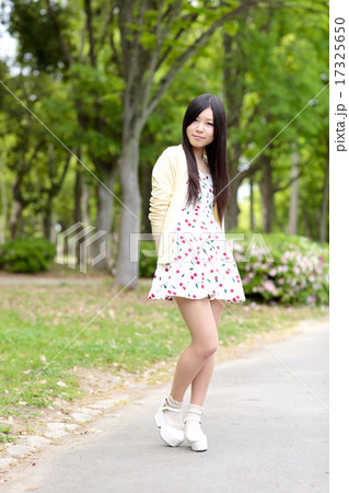 若い女性 ポートレート 若い女性 ポートレート 17325650