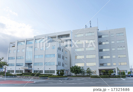 海洋研究開発機構（JAMSTEC）の本部ビル（神奈川県横須賀市） 17325686