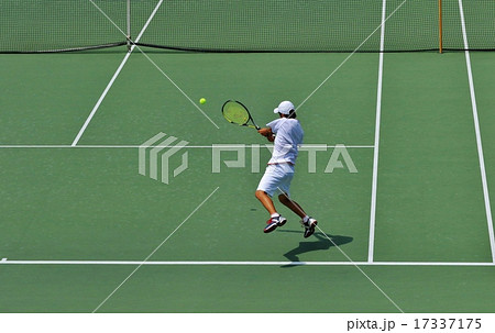 バックハンドリターン 17337175