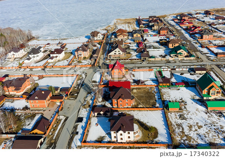 Aerial view on suburban street near lake at spring 17340322