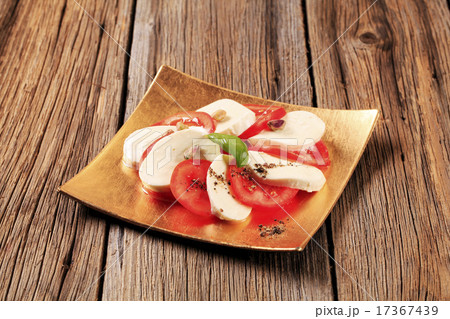 Caprese salad Caprese salad 17367439