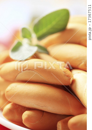 Small white rolls 17367511