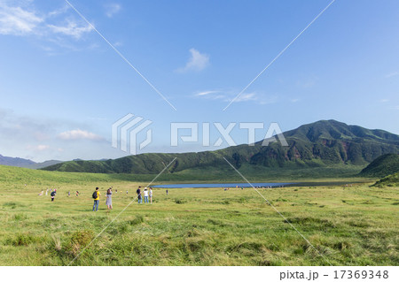 草原　草千里ヶ浜 17369348