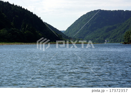最上川舟下り芭蕉ラインからの最上川 17372357