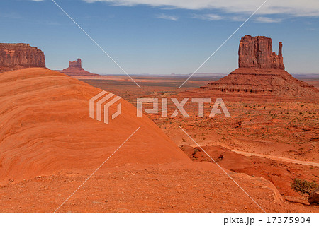 Monument Valley Landscape 17375904