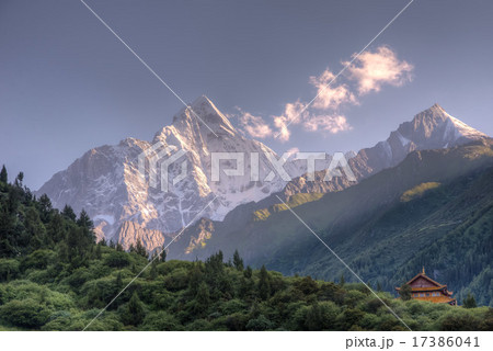 四姑娘山　夏 17386041