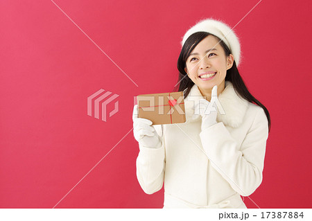 プレゼント・若い女性 プレゼント・若い女性 17387884