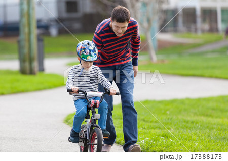 family biking 17388173
